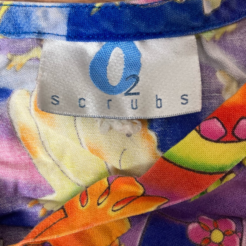 Dinosaur Scrub Top - Picture 2 of 5
